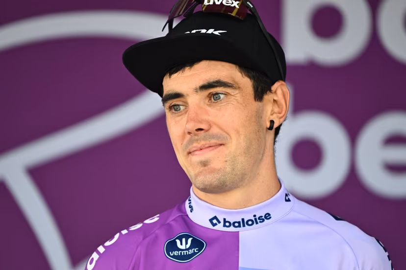 Spanish Alex Aranburu of Cofidis celebrates on the podium after winning stage 3 of the Baloise Belgium Tour cycling race, 173km from and to Durbuy, on Friday 19 June 2026. The Baloise Belgium Tour takes place from 17 to 21 June. BELGA PHOTO JASPER JACOBS