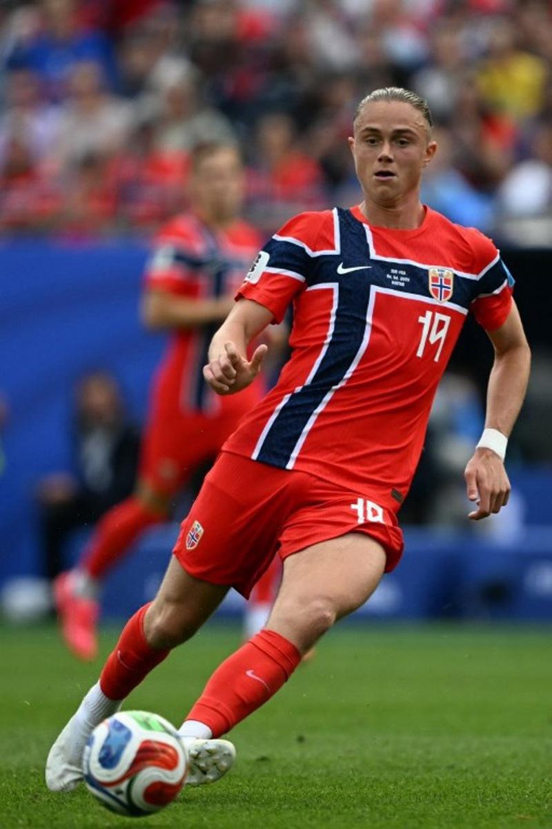 Norway's midfielder #19 Thelo Aasgaard controls the ball during the 2026 World Cup Group I football match between Norway and France at the Boston Stadium in Foxborough on June 26, 2026. MAURO PIMENTEL / AFP