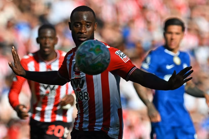 Sunderland's Dutch defender #06 Lutsharel Geertruida eyes the ball during the English Premier League football match between Sunderland and Chelsea at The Stadium of Light in Sunderland in north east England on May 24, 2026. ANDY BUCHANAN / AFP