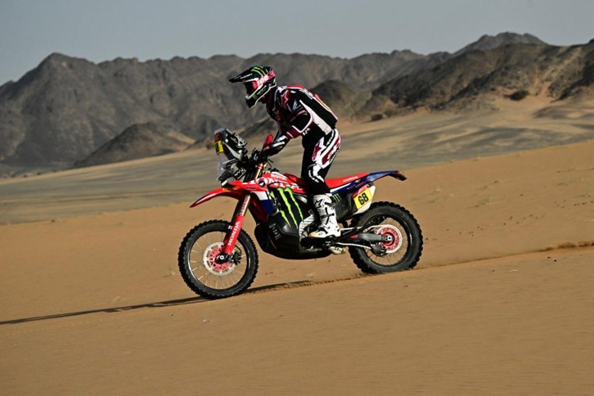 Spanish rider Tosha Schareina competes with a Honda Crf 450 in the Stage 7 of the 48th edition of the Dakar Rally 2026, between Riyadh and Wadi ad-Dawasir, Saudi Arabia, on January 11, 2026. Giuseppe CACACE / AFP