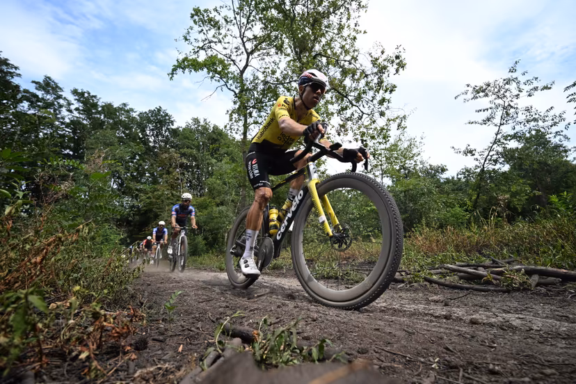 Belgian Wout van Aert of Team Visma-Lease a Bike pictured during the elite race at the Belgian Gravel Championships, Sunday 16 August 2026 in Grobbendonk. BELGA PHOTO ELIAS ROM