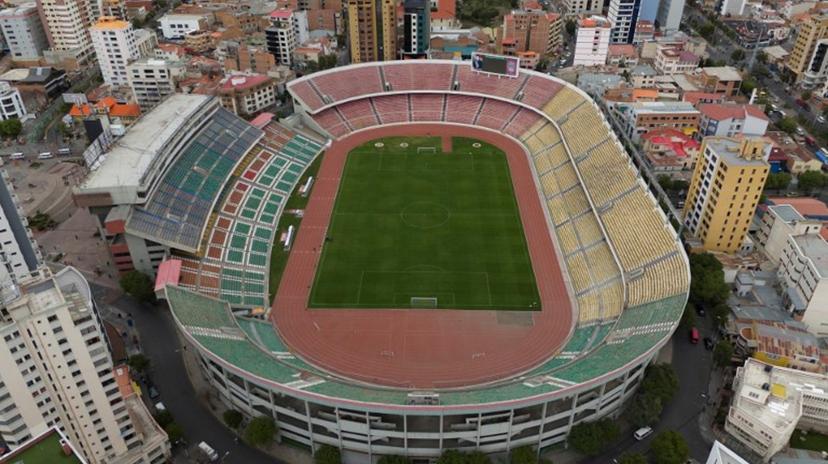 Aerial view of the Hernando Siles Stadium in La Paz, taken on October 17, 2025. Aizar RALDES / AFP