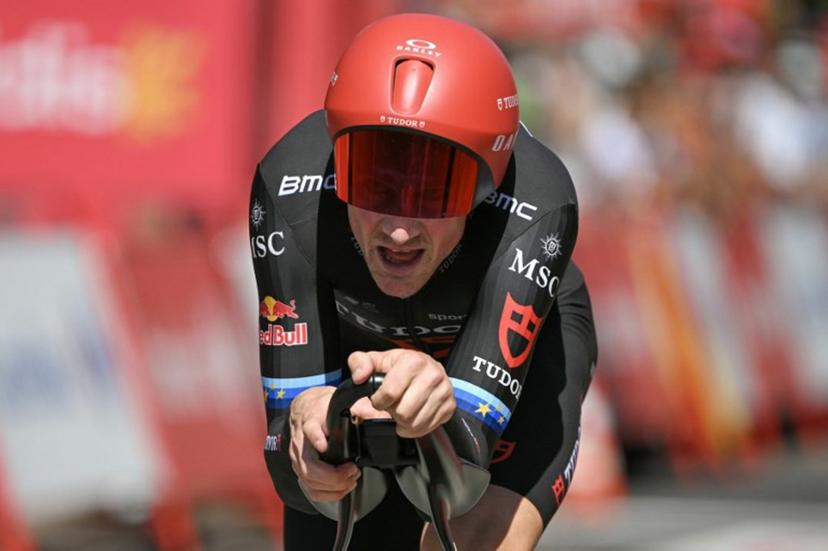 Team Tudor Pro Cycling Team's Swiss rider Stefan Kung crosses the finish line of the 18th stage of the Vuelta a Espana 2026 cycling tour, a 32,1 km individual time-trial race between El Puerto de Santa Maria and Jerez de la Frontera, on September 10, 2026. JORGE GUERRERO / AFP