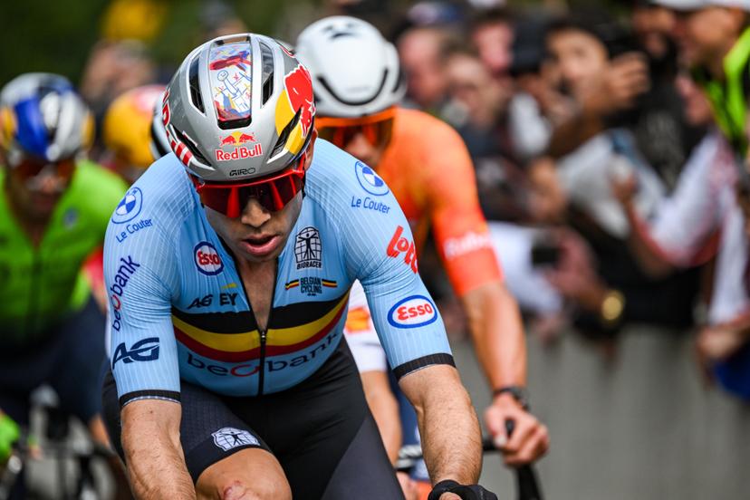 Belgian Wout van Aert and Dutch Mathieu van der Poel pictured in action during the elite men Road Race race (273,7 km) at the cycling World Championship, in Montreal, Canada, Sunday 27 September 2026. The UCI road world championships are taking place from 20 to 27 September, in Montreal, Canada. BELGA PHOTO POOL Simon Wilkinson