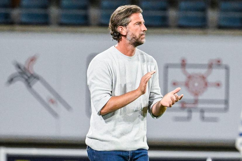 Gent's head coach Rik De Mil pictured during a soccer game between Belgian KAA Gent and Scottish Hibernian FC, Thursday 20 August 2026 in Gent, the first leg of the play-off round for the UEFA Conference League group phase. BELGA PHOTO TOM GOYVAERTS
