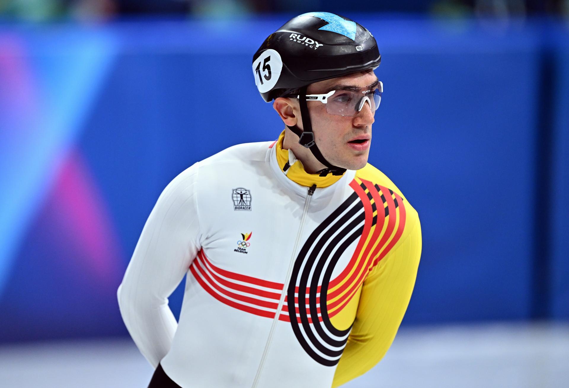 Belgian shorttrack skater Stijn Desmet pictured during the heat of the men's 500m Short Track Speed Skating, at the Milano Cortina 2026 Olympic Winter Games, on Monday 16 February 2026 in Milan, Italy. The XXV Winter Olympics take place from 6 to 22 February 2026 in Italy. BELGA PHOTO JASPER JACOBS