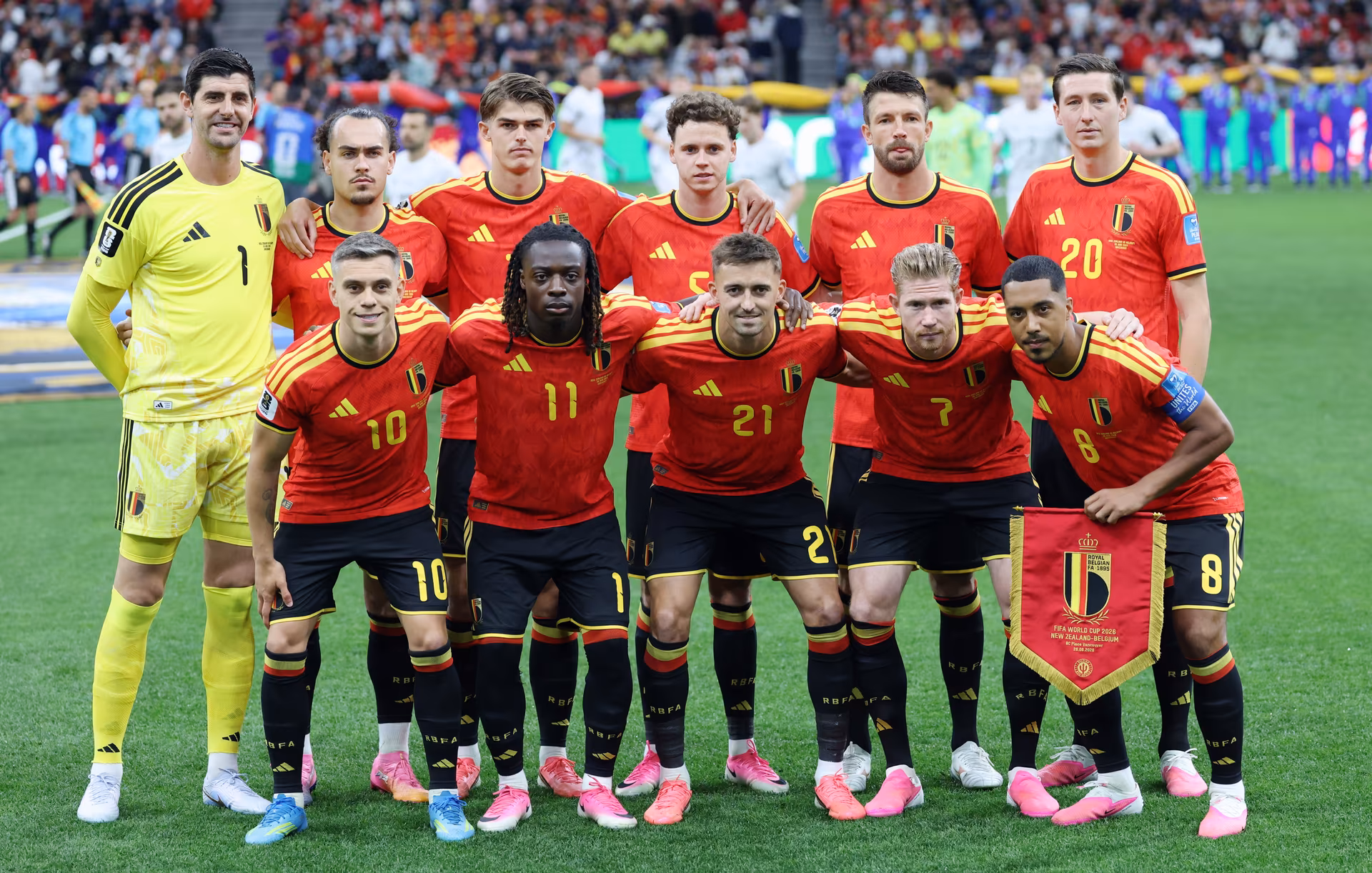 Belgium's players pose for a family portrait at the start of a soccer game between Belgian national team Red Devils and New Zealand, on Friday 26 June 2026, at the BC Place Vancouver stadium in Vancouver, Canada, the third game in the group stage of the FIFA World Cup 2026. The Diables Rouges - Rode Duivels were drawn into Group G. BELGA PHOTO BRUNO FAHY