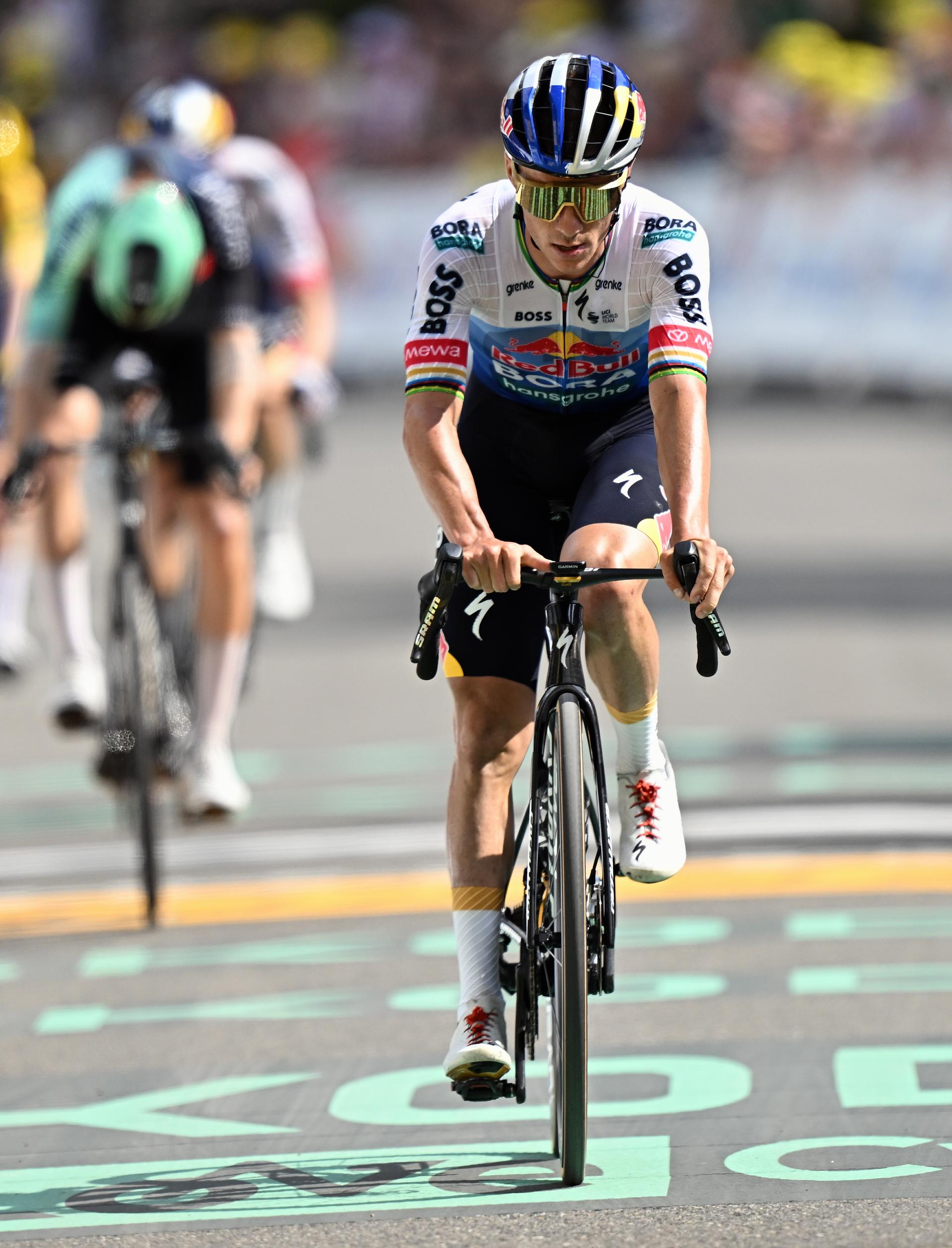 Belgian Remco Evenepoel of Red Bull-BORA-hansgrohe crosses the finish line of stage 6 of the 2026 Tour de France cycling race, a stage of 186 km from Pau to Gavarnie-Gedre, on Thursday 09 July 2026. The 113th edition of the Tour de France starts on Saturday 4 July in Barcelona, Spain, and will finish in Paris, France on the 26th of July. BELGA PHOTO DAVID PINTENS