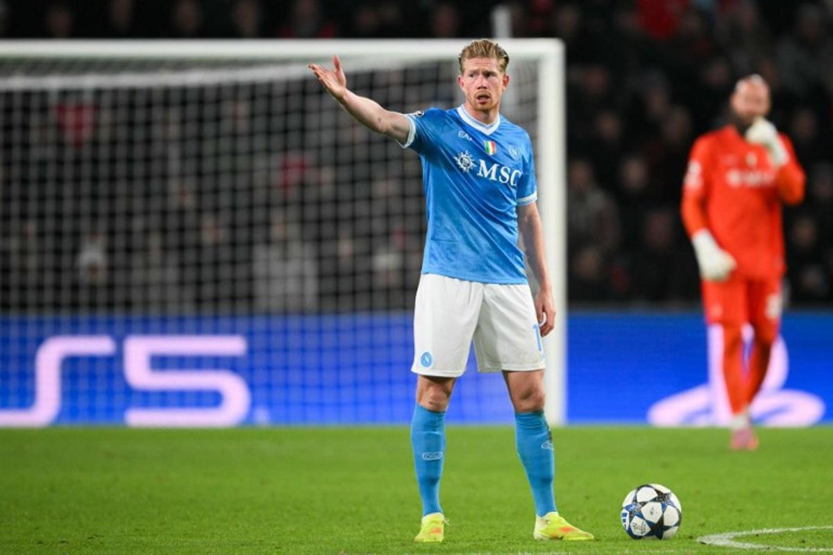 Napoli's Belgian midfielder #11 Kevin De Bruyne gestures during the UEFA Champions League, league phase football match between PSV Eindhoven and Napoli at the Philips Stadium, in Eindhoven, on October 21, 2025. NICOLAS TUCAT / AFP