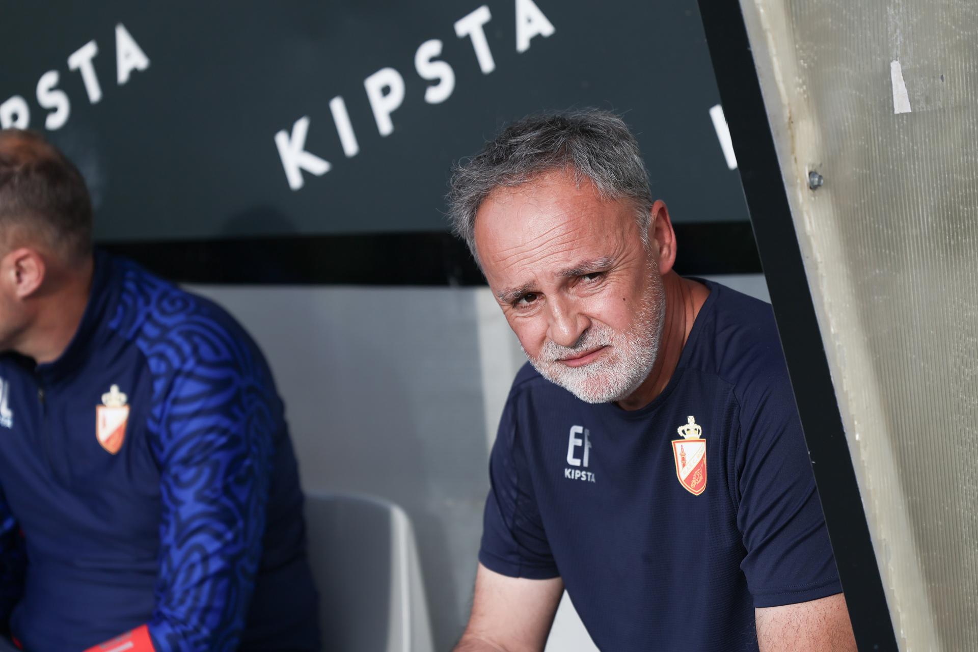 Mons' coach Emilio Ferrera pictured at the start of a friendly game between Division 1 ACFF team RAEC Mons and 1st division team Sporting Charleroi, Friday 27 June 2025 in Mons, in preparation of the upcoming 2025-2026 season. BELGA PHOTO BRUNO FAHY