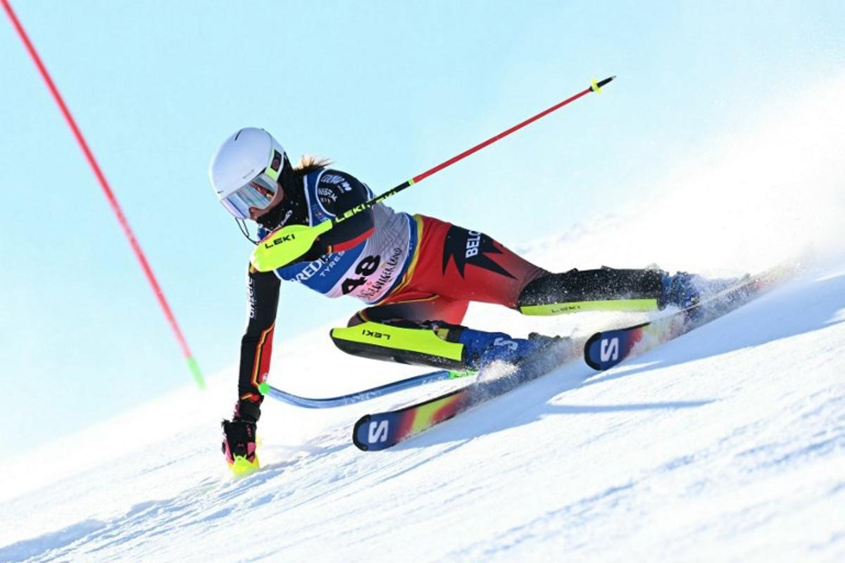 Belgium's Kim Vanreusel competes in the first run of the Women's Slalom event of the Saalbach 2025 FIS Alpine World Ski Championships in Hinterglemm on February 15, 2025. Fabrice COFFRINI / AFP