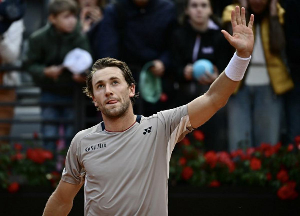 Norway's Casper Ruud celebrates after winning against Russia's Karen Khachanov during the ATP Rome Open tennis tournament at Foro Italico in Rome on May 13, 2026. Filippo MONTEFORTE / AFP