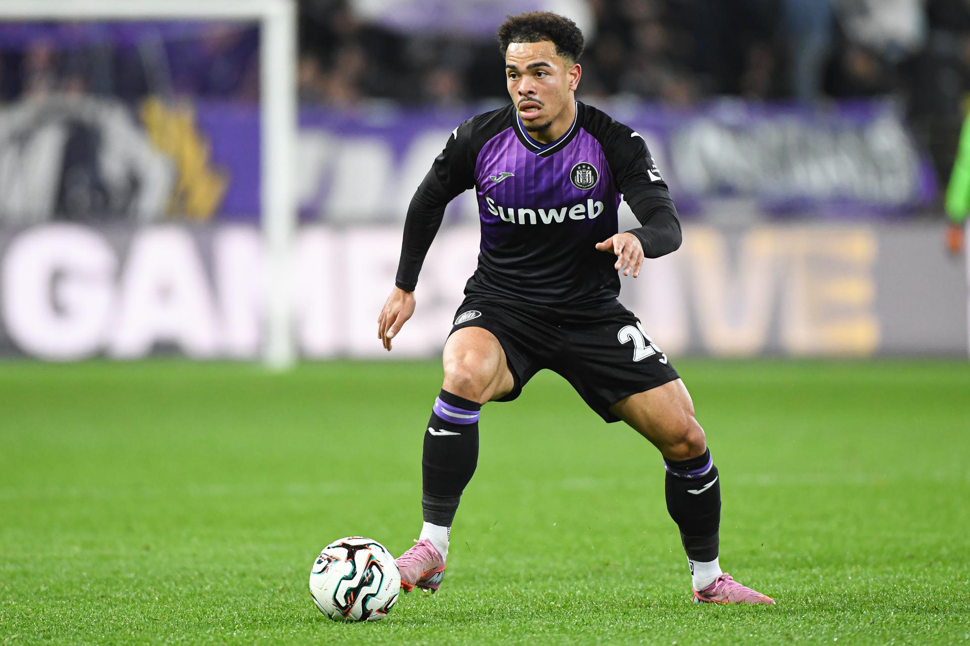 Anderlecht's Mario Stroeykens pictured in action during a soccer match between RSC Anderlecht and KV Mechelen, Saturday 01 November 2025 in Anderlecht, on day 13 of the 2025-2026 'Jupiler Pro League' first division of the Belgian championship. BELGA PHOTO JILL DELSAUX