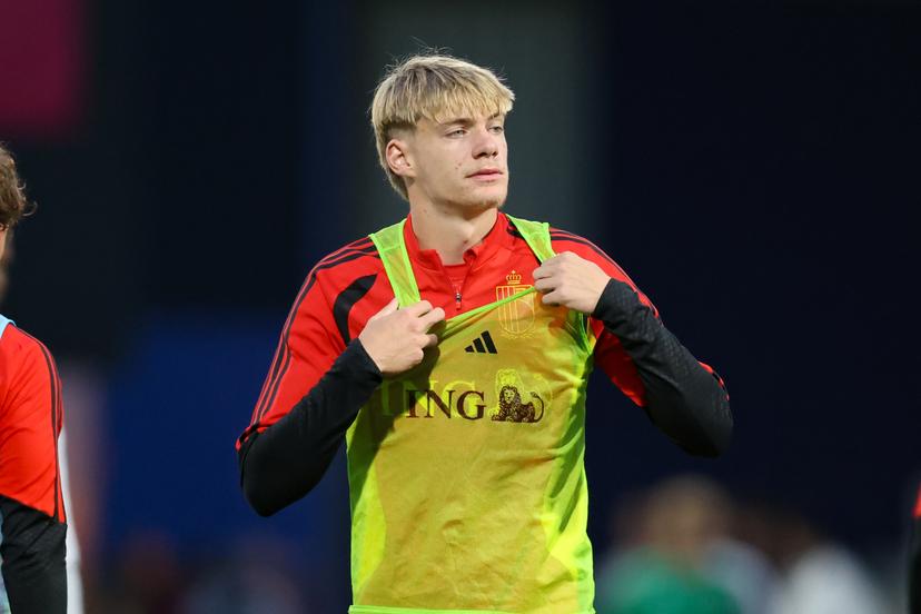 Nathan De Cat pictured in action during the warming-up for a soccer game between Belgium U21 and Belarus U21, Thursday 24 September 2026 in Westerlo, qualifier 6/8 for the 2027 European Championships. BELGA PHOTO BRUNO FAHY
