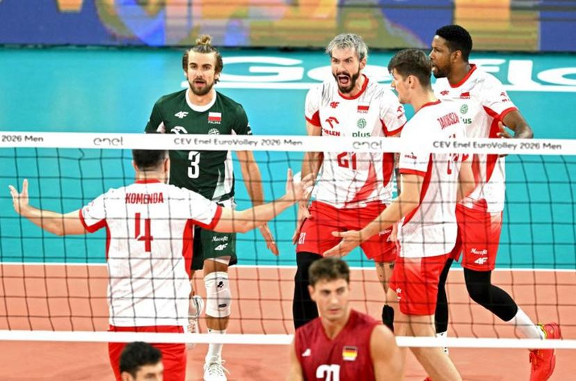Poland's Tomasz Fornal (C) and teammates celebrate after a point during the CEV EuroVolley 2026 men's volleyball quarterfinal match between Germany and Poland at Arena 8888 in Sofia on September 22, 2026. Nikolay DOYCHINOV / AFP