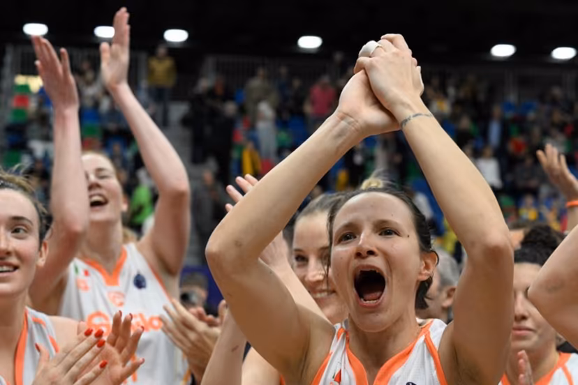 Players of Schio celebrate after defeating USK Prague in their third place match of the Euroleague Women's Final Four 2023 basketball match between USK Prague and Schio in Prague on April 16, 2023. Michal Cizek / AFP