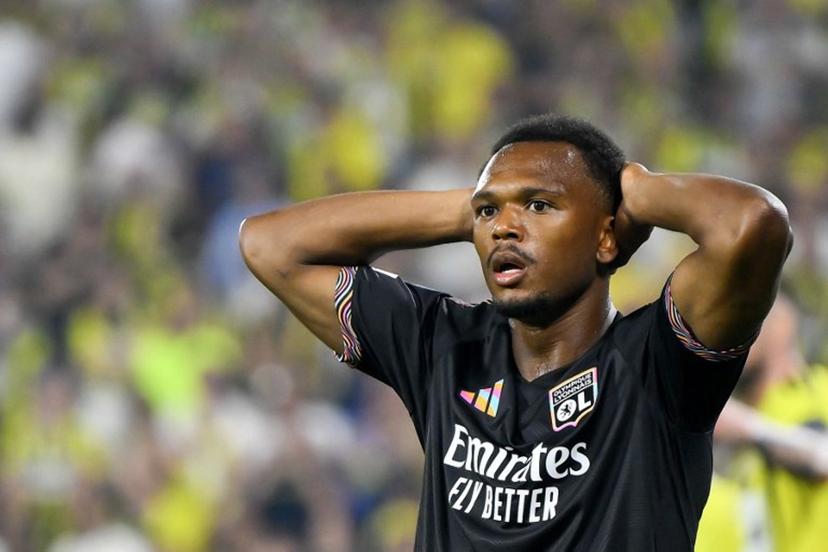 Lyon's Belgian forward #17 Lois Openda reacts during the UEFA Champions League qualifying playoff - first leg football match between Fenerbahce SK and Olympique Lyonnais (OL) at the Sukru Saracoglu Stadium in Istanbul on August 18, 2026. YASIN AKGUL / AFP