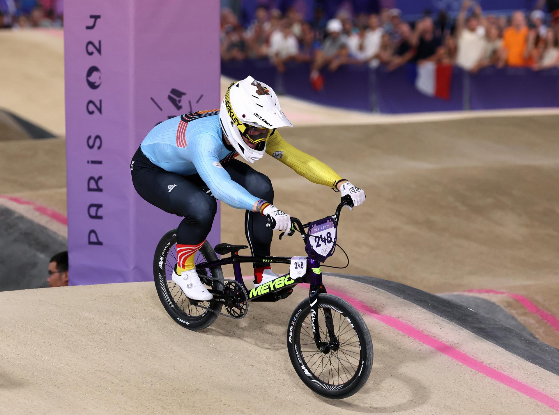 Belgian BMX'er Ruben Gommers pictured in action during the quarterfinals of the men's BMX competition at the Paris 2024 Olympic Games, on Thursday 01 August 2024 in Paris, France. The Games of the XXXIII Olympiad are taking place in Paris from 26 July to 11 August. The Belgian delegation counts 165 athletes competing in 21 sports. BELGA PHOTO BENOIT DOPPAGNE
