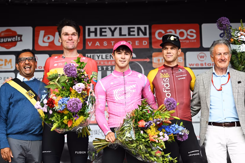 Norwegian Soren Waerenskjold of Uno-X Mobility, British Noah Hobbs of EF Education-EasyPost and Belgian Milan Fretin of Cofidis celebrate on the podium of the 'Heistse Pijl' cycling race, 187,5km from Vosselaar to Heist-op-den-Berg, Saturday 06 June 2026. BELGA PHOTO DAVID PINTENS