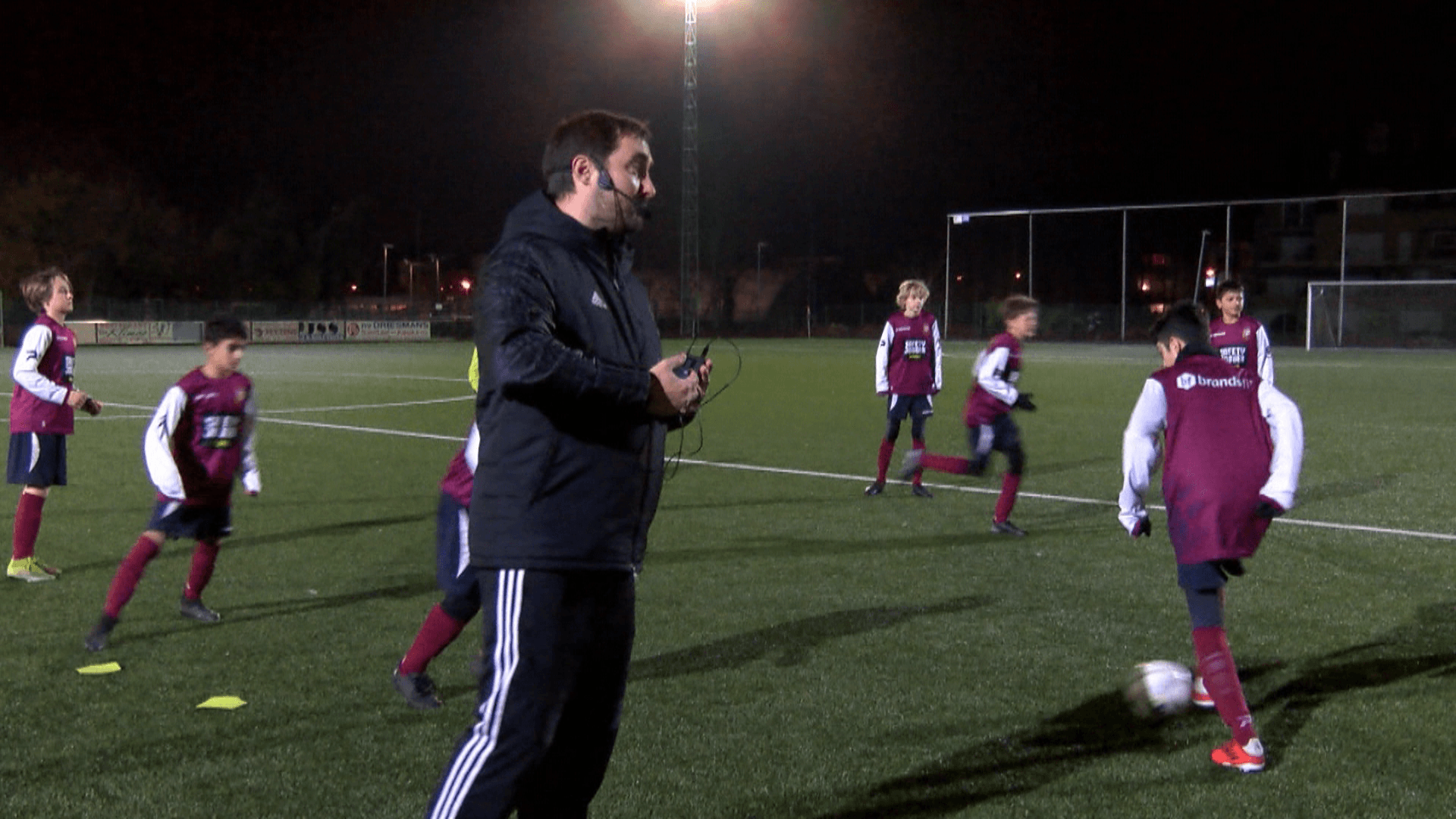 Sfeerbeeld Voetbal Coaches Vlaanderen op bezoek bij KVC Kessel Lo