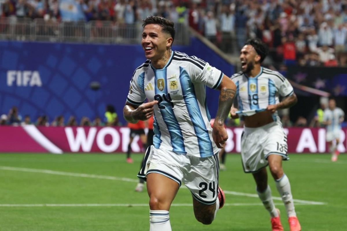 Argentina's midfielder #24 Enzo Fernandez celebrates after scoring his team's third goal during the 2026 World Cup round of 16 football match between Argentina and Egypt at Atlanta Stadium in Atlanta on July 7, 2026. Odd ANDERSEN / AFP