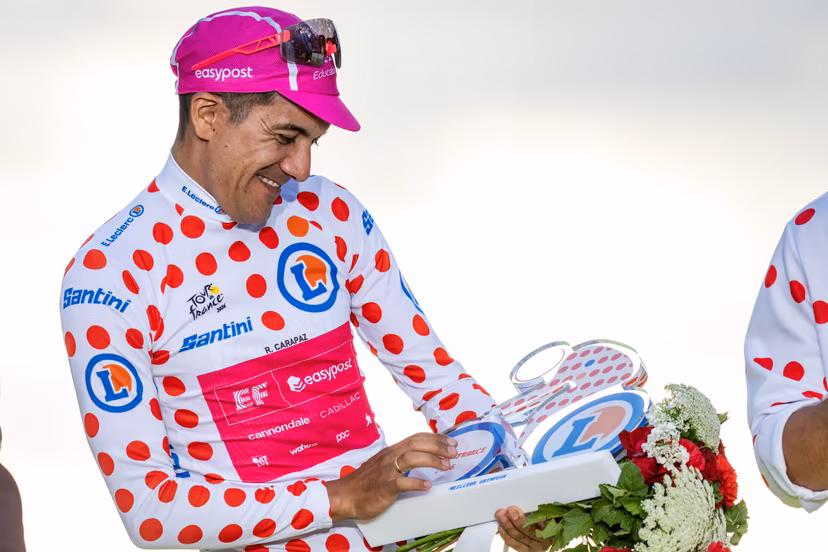 Ecuadorian Richard Carapaz of EF Education-EasyPost pictured on the podium after stage 21 of the 2026 Tour de France cycling race, a stage of 130km from Thoiry to Paris Champs-Elysees , on Sunday 26 July 2026. The 113th edition of the Tour de France starts on Saturday 4 July in Barcelona, Spain, and will finish in Paris, France on the 26th of July. BELGA PHOTO DAVID PINTENS