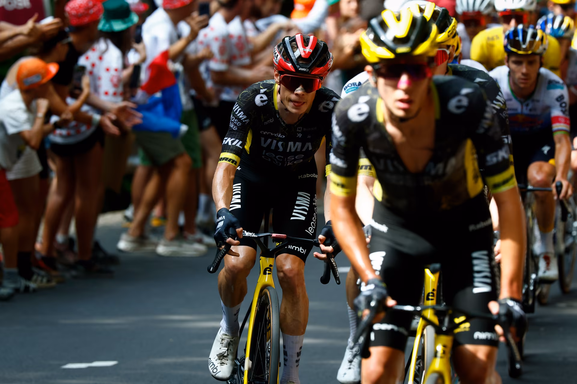 Danish Jonas Vingegaard of Team Visma-Lease a Bike pictured during stage 15 of the 2026 Tour de France cycling race, a stage of 184km from Champagnole to Plateau de Solaison, on Sunday 19 July 2026. The 113th edition of the Tour de France starts on Saturday 4 July in Barcelona, Spain, and will finish in Paris, France on the 26th of July. BELGA PHOTO POOL LUCA BETTINI