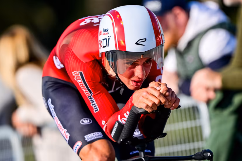 Dutch Huub Artz of Lotto-Intermarche pictured in action during the first stage of the Tirreno-Adriatico cycling race, a 11,5km individual time trial in Lido di Camaiore, Italy, Monday 09 March 2026. BELGA PHOTO DIRK WAEM