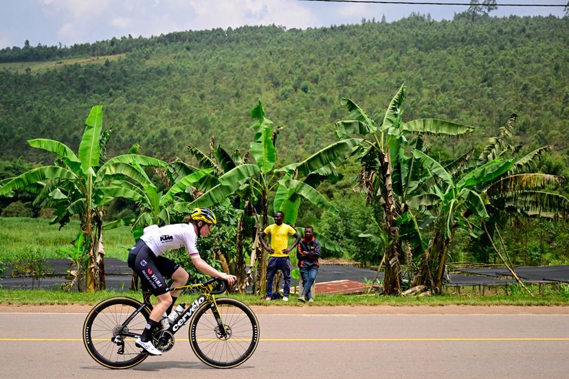 German Linda Riedmann of Team Visma-Lease a Bike pictured during a training session ahead of the cycling road World Championship, in Kigali, Rwanda, Friday 19 September 2025. The road world championships are taking place from 21 to 28 September. BELGA PHOTO DIRK WAEM
