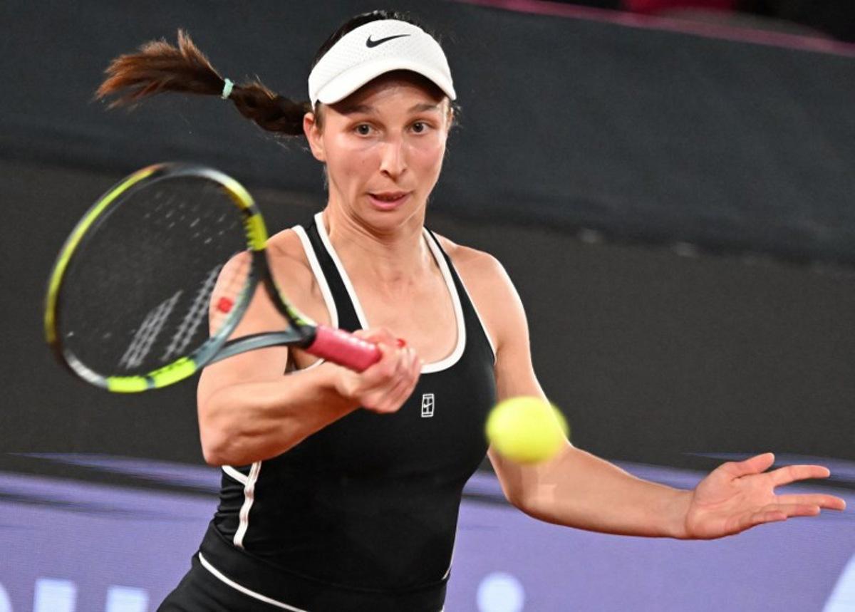 Germany's Tamara Korpatsch returns to Austria's Anastasia Potapova during their women's singles match of the WTA Upper Austria Ladies Linz tennis tournament in Linz, Austria on April 9, 2026. BARBARA GINDL / APA / AFP