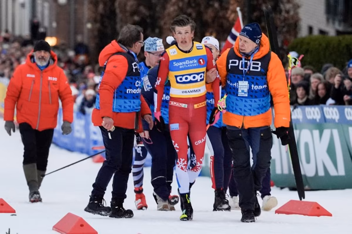 Johannes Hosflot Klaebo reacts after falling during the World Cup sprint cross-country race in Drammen, Norway on March 12, 2026. Lise Åserud / NTB / AFP