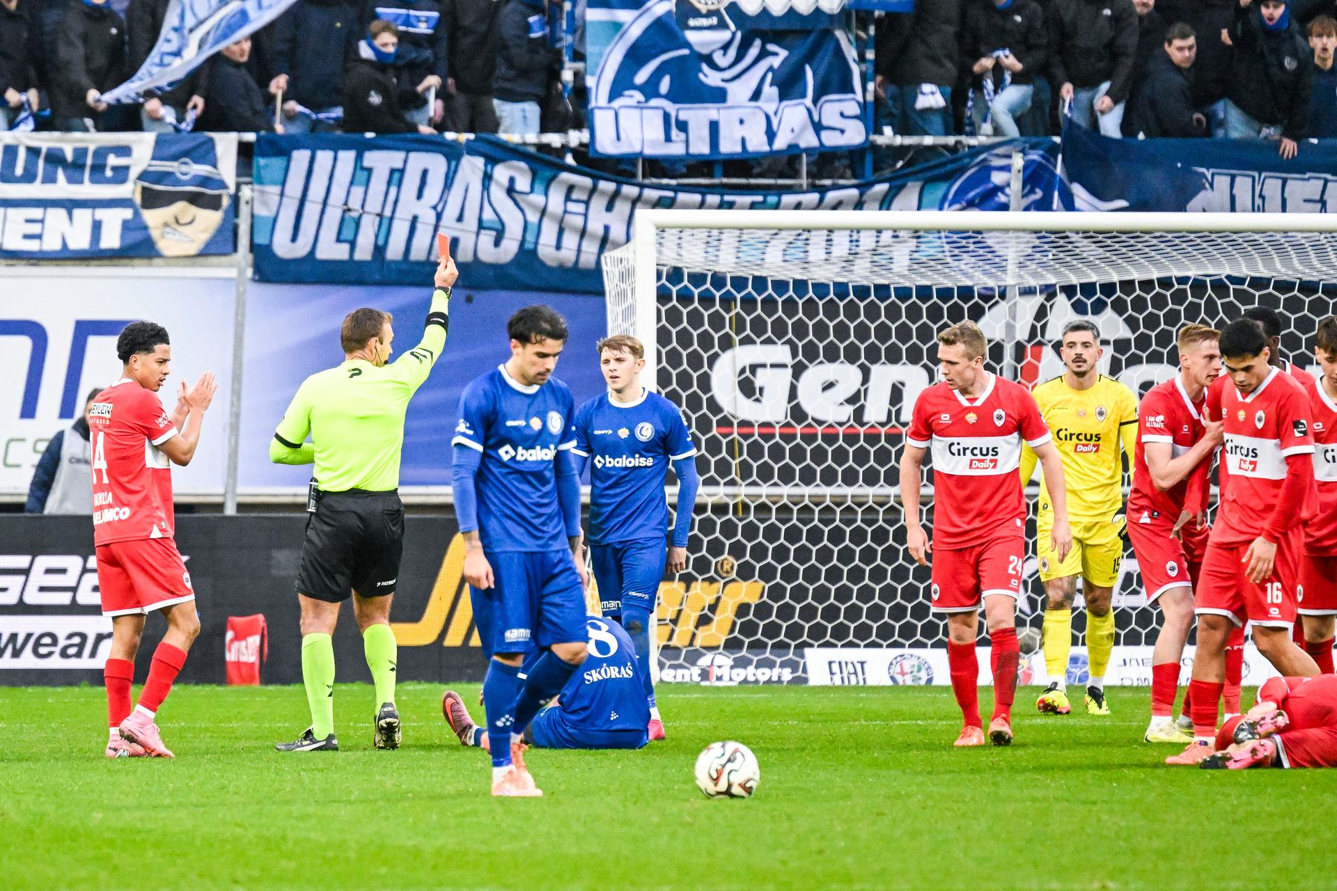Gent's Michal Skoras receives a red card from and referee Nicolas Laforge during a soccer match between KAA Gent and Royal Antwerp FC, Sunday 14 December 2025 in Gent, on day 18 of the 2025-2026 'Jupiler Pro League' first division of the Belgian championship. BELGA PHOTO TOM GOYVAERTS