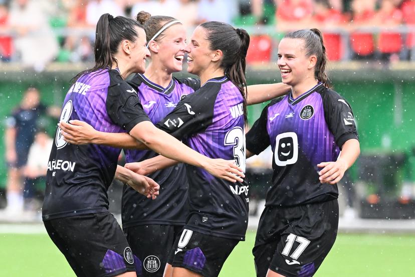 Anderlecht's Luna Vanzeir celebrates after scoring during a soccer game between RSC Anderlecht and Zulte Waregem, the final of the Belgian soccer cup, Saturday 30 May 2026, in La Louviere. BELGA PHOTO JILL DELSAUX