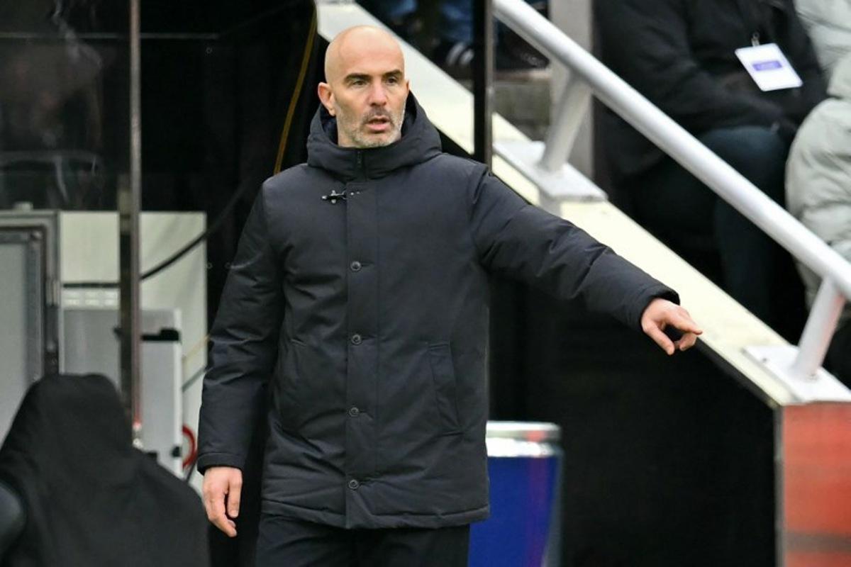 Chelsea's Italian head coach Enzo Maresca gestures on the touchline during the English Premier League football match between Newcastle United and Chelsea at St James' Park in Newcastle-upon-Tyne, north east England on December 20, 2025. ANDY BUCHANAN / AFP