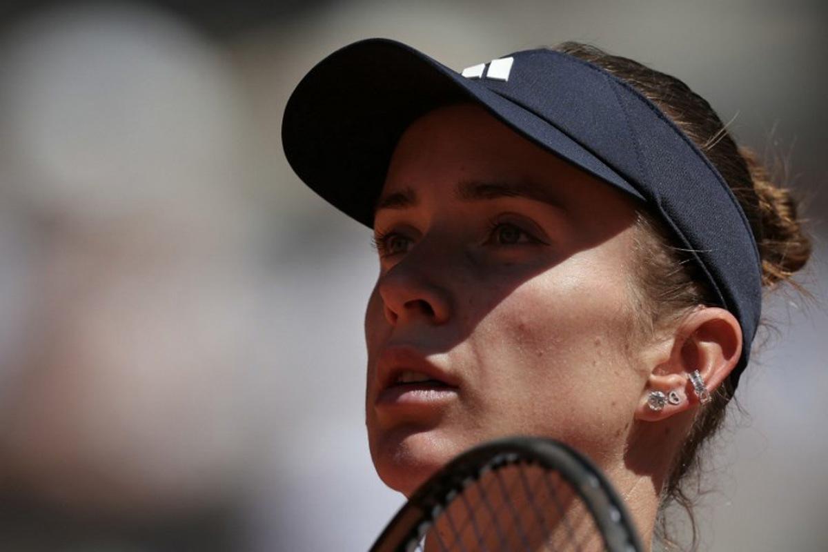 Ukraine's Elina Svitolina loosks on as she plays against Spain's Kaitlin Quevedo during their women's singles match on day 4 of the French Open tennis tournament on Court Philippe-Chatrier at the Roland-Garros Complex in Paris on May 27, 2026. Thomas SAMSON / AFP