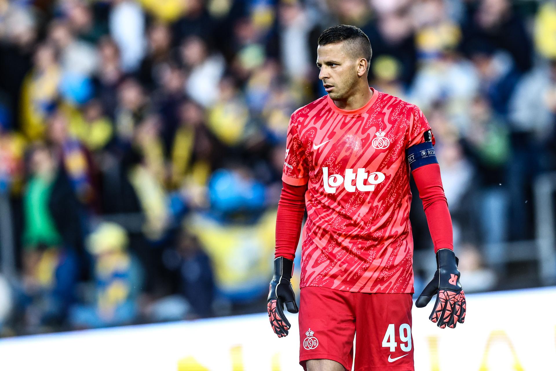 Union's goalkeeper Anthony Moris pictured during a soccer match between Royale Union Saint-Gilloise and KRC Genk, Saturday 03 May 2025 in Brussels, on day 7 (out of 10) of the Champions' Play-offs of the 2024-2025 'Jupiler Pro League' first division of the Belgian championship. BELGA PHOTO JOHN THYS