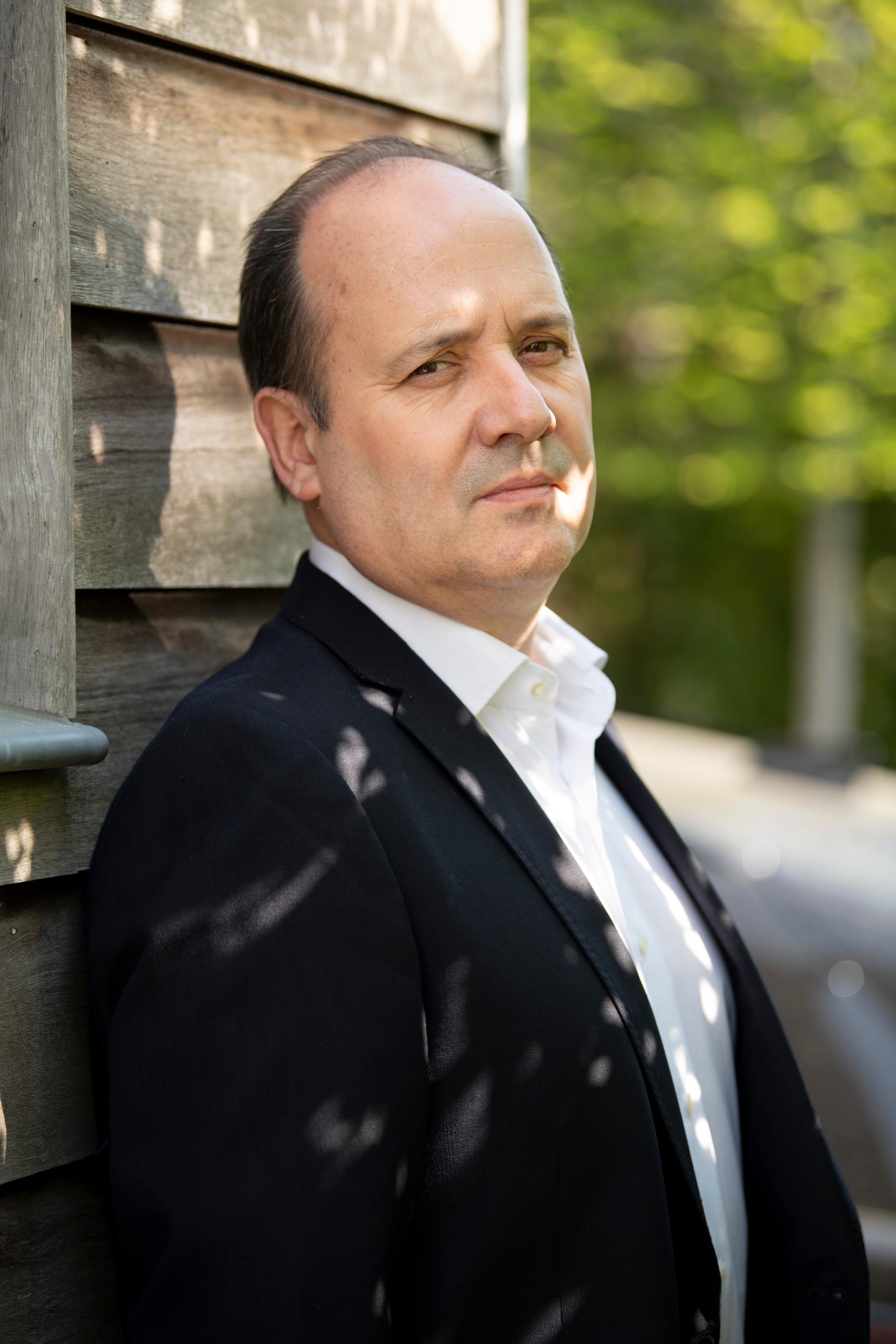 Former Belgian footballer Henk Mariman pictured during a photoshoot in Sint-Martens-Latem, Friday 17 April 2020. BELGA PHOTO CHRISTOPHE KETELS