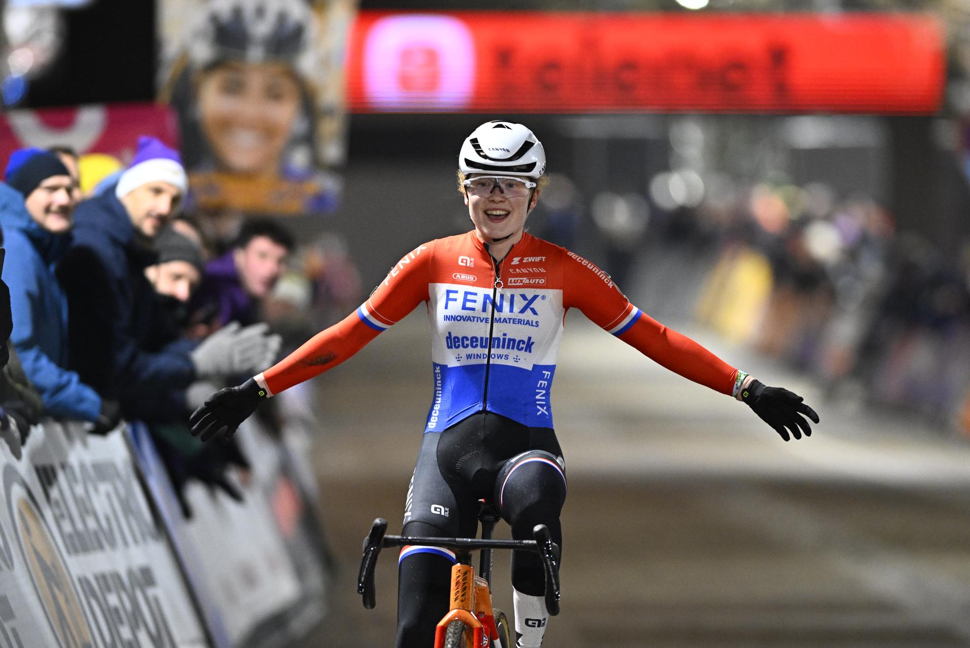 Dutch Puck Pieterse pictured as she crosses the finish line of the women elite race of Diegem Cross cyclocross cycling event, Tuesday 30 December 2025 in Diegem, stage 6/8 in the Superprestige cyclocross cycling competition. BELGA PHOTO JASPER JACOBS