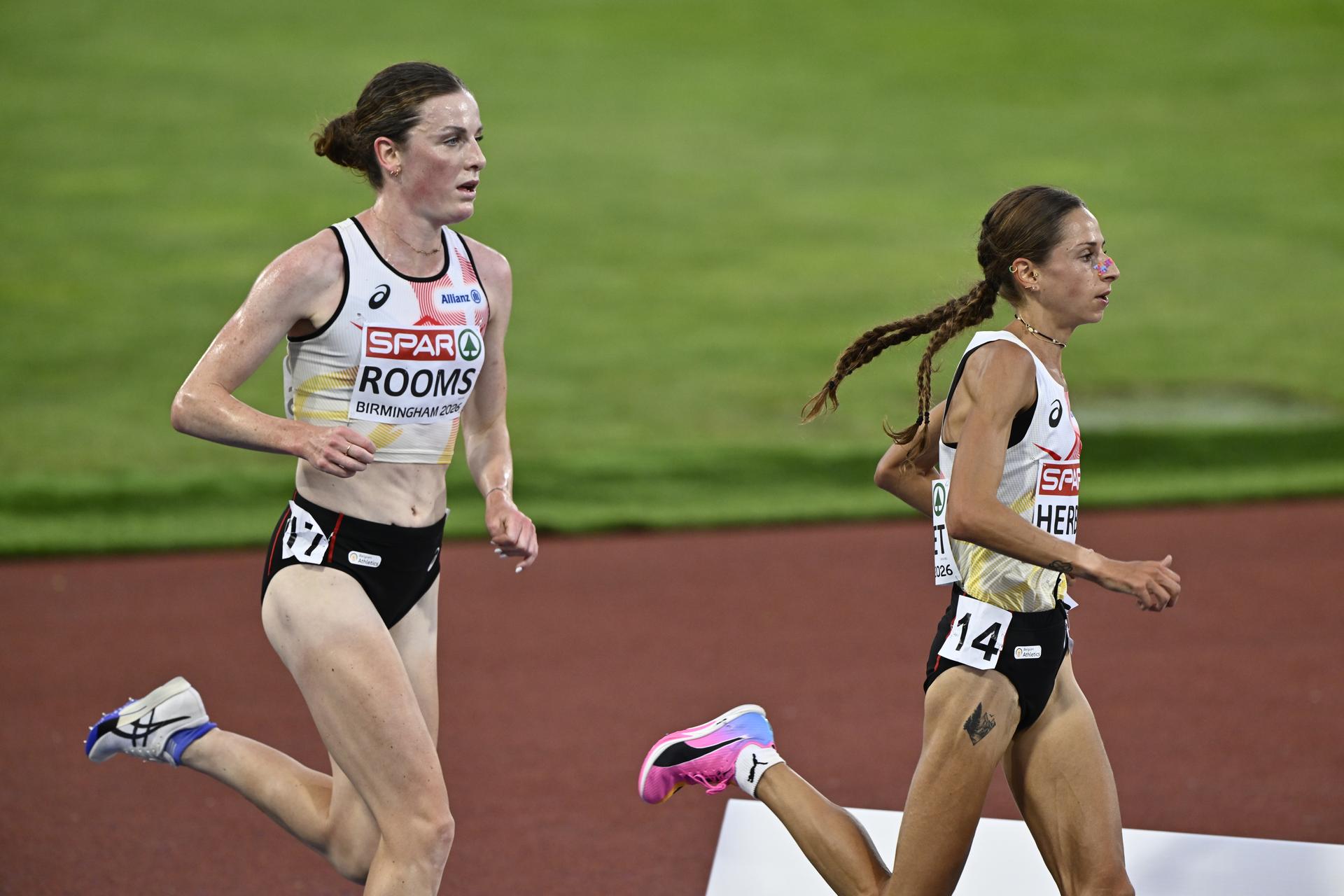 Belgians Lisa Rooms and Chloe Herbiet pictured in action during the women's 10.000m race at on the fifth day of the European Athletics Championships (August 10-18) in Birmingham, United Kingdom, on Friday 14 August 2026. BELGA PHOTO ERIC LALMAND