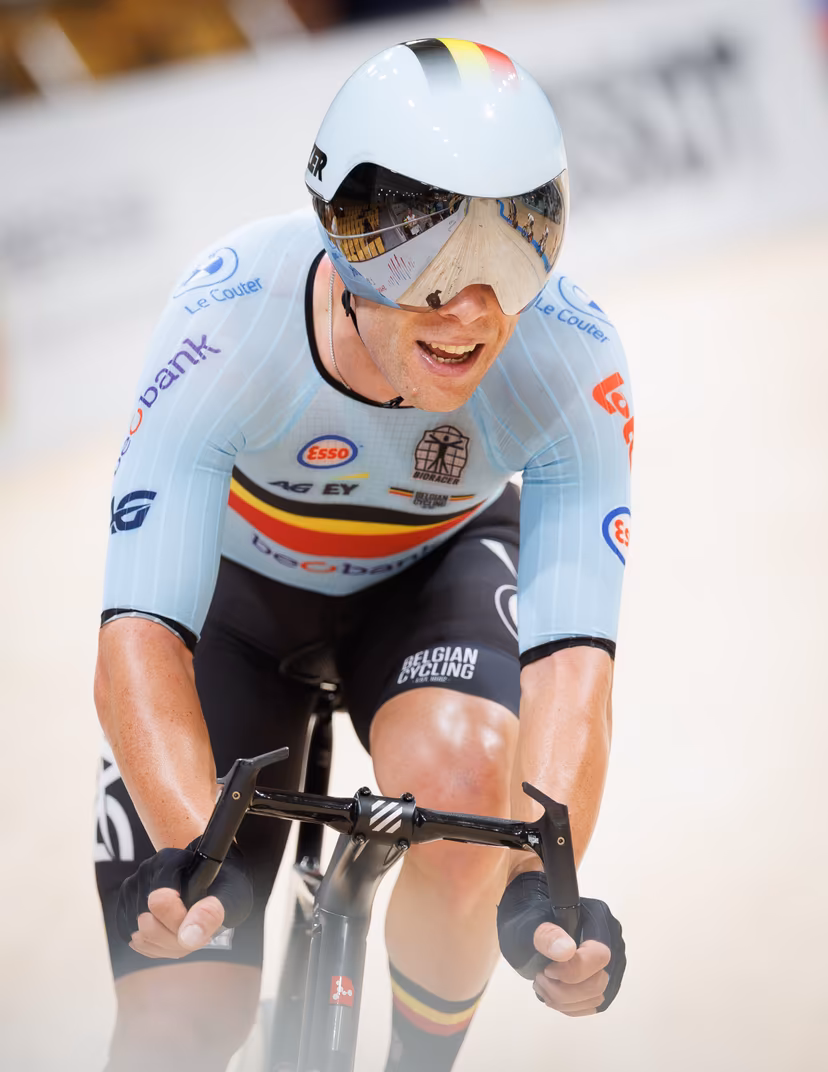 Belgian Jules Hesters pictured in action during the Men's Points Race event at the UCI Track Cycling World Championships in Shanghai, China on Friday 16 October 2026. The worlds are taking place from 14 to 18 October 2026. BELGA PHOTO BENOIT DOPPAGNE