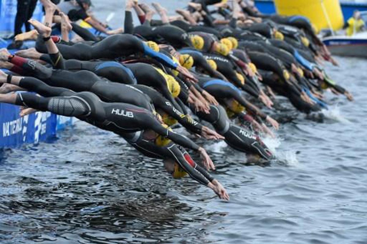 This picture shows the start of the swimming discipline at the 2016 ITU World Triathlon in Stockholm on July 2, 2016.
PONTUS LUNDAHL / TT NEWS AGENCY / AFP Sweden OUT