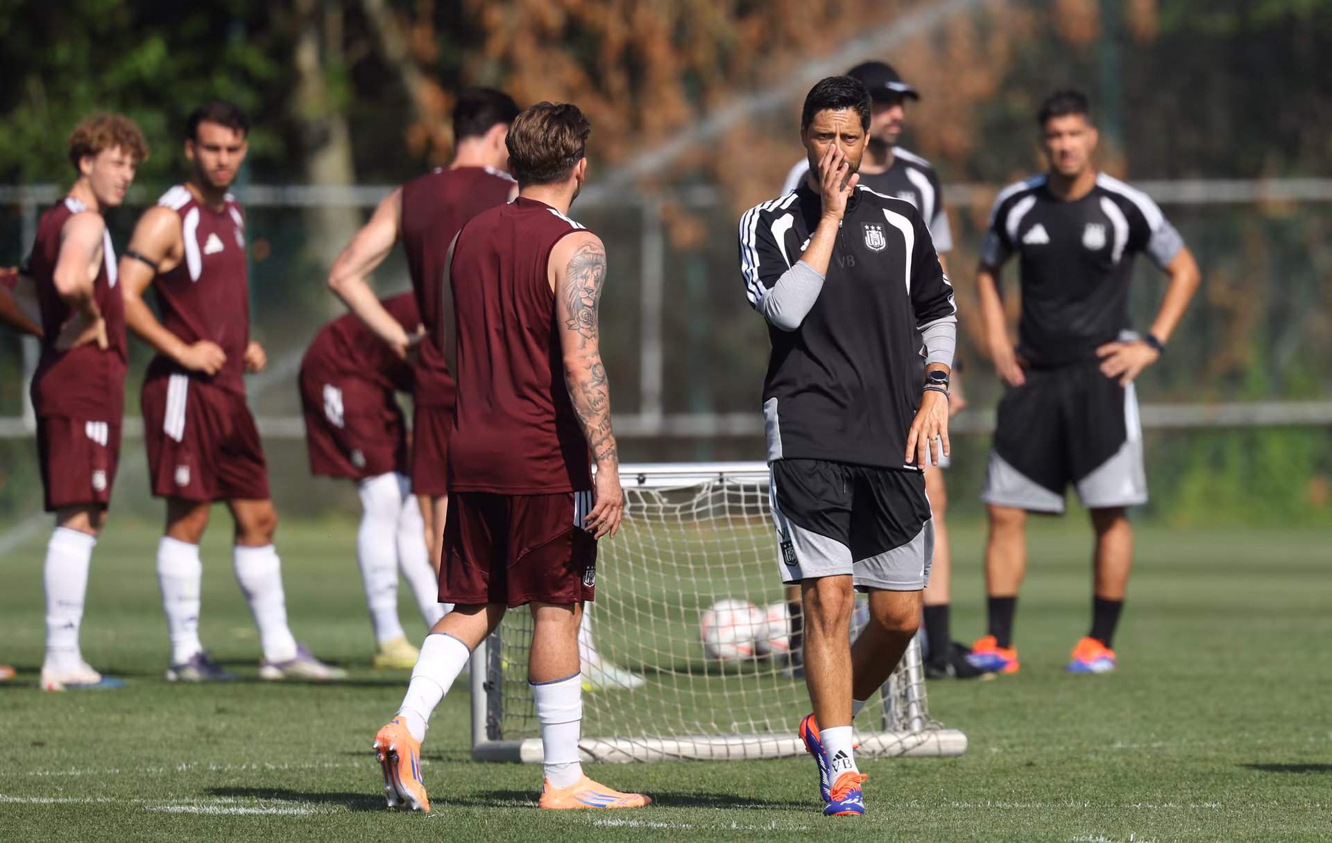 Anderlecht's head coach Vitor Bruno pictured during a training session of Belgian first division soccer team RSC Anderlecht, on Thursday 25 June 2026 in Anderlecht, in preparation of the upcoming 2026-2027 Belgian first division soccer season. BELGA PHOTO VIRGINIE LEFOUR