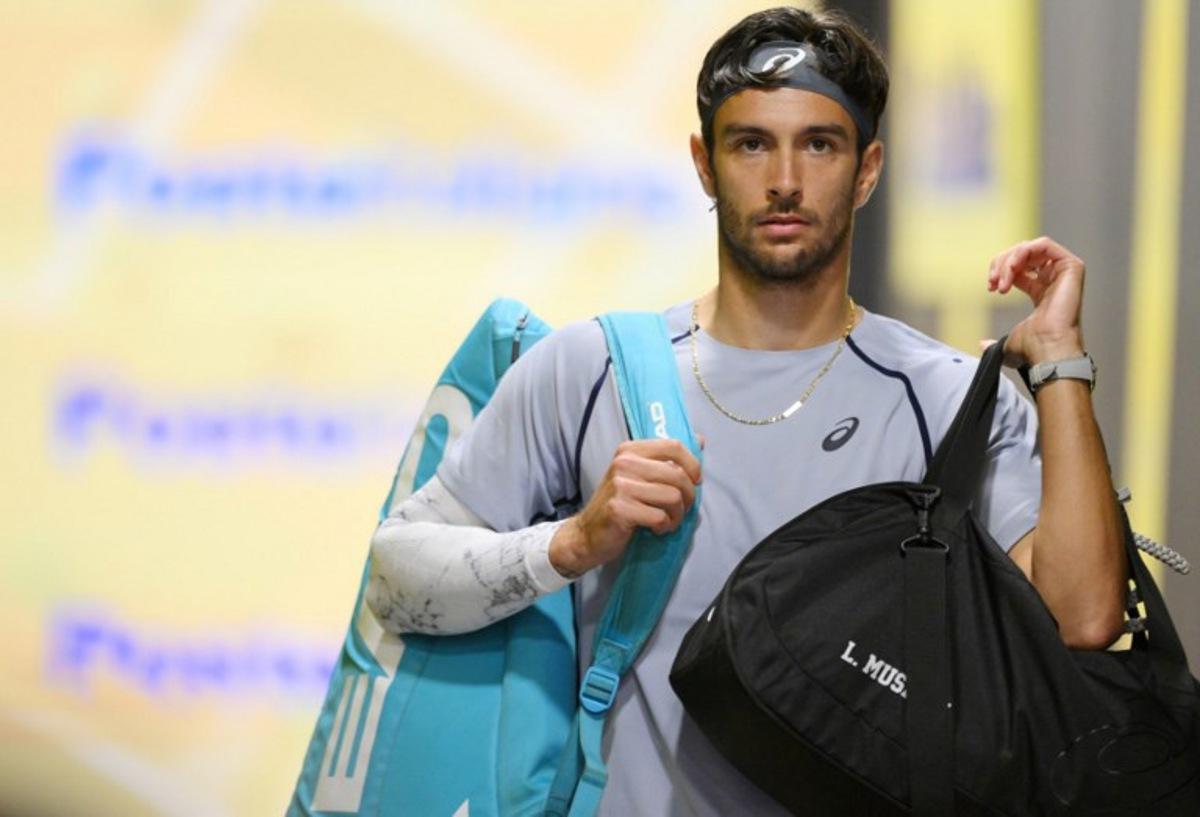Italy's Lorenzo Musetti arrives prior the match against Norway's Casper Ruud during the ATP Rome Open tennis tournament at Foro Italico in Rome on May 12, 2026. Tiziana FABI / AFP