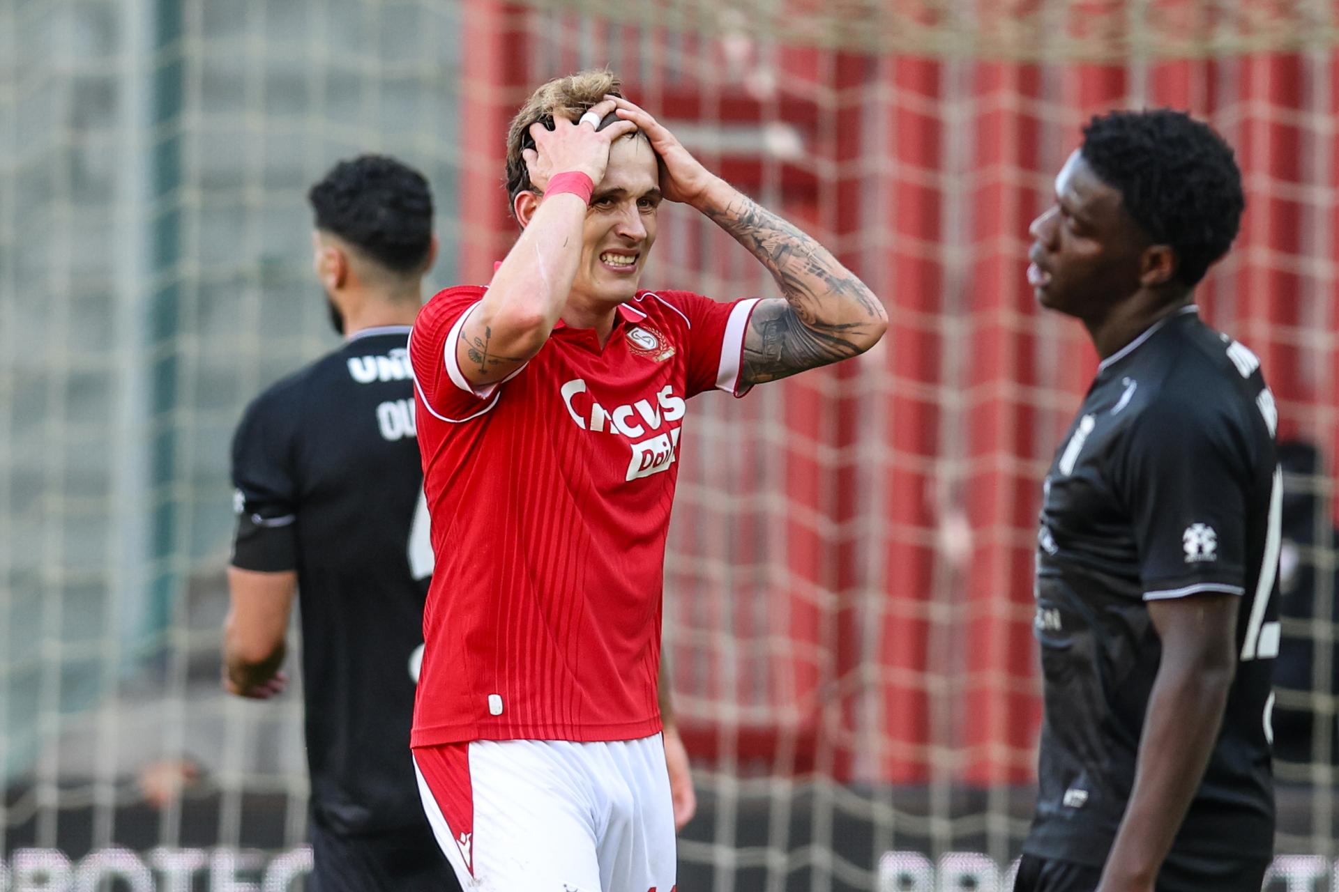 Standard's Dennis Eckert reacts during a soccer match between Standard de Liege and Sporting Charleroi, Sunday 11 October 2026 in Liège, on day 8 of the 2026-2027 'Jupiler Pro League' first division of the Belgian championship. BELGA PHOTO BRUNO FAHY