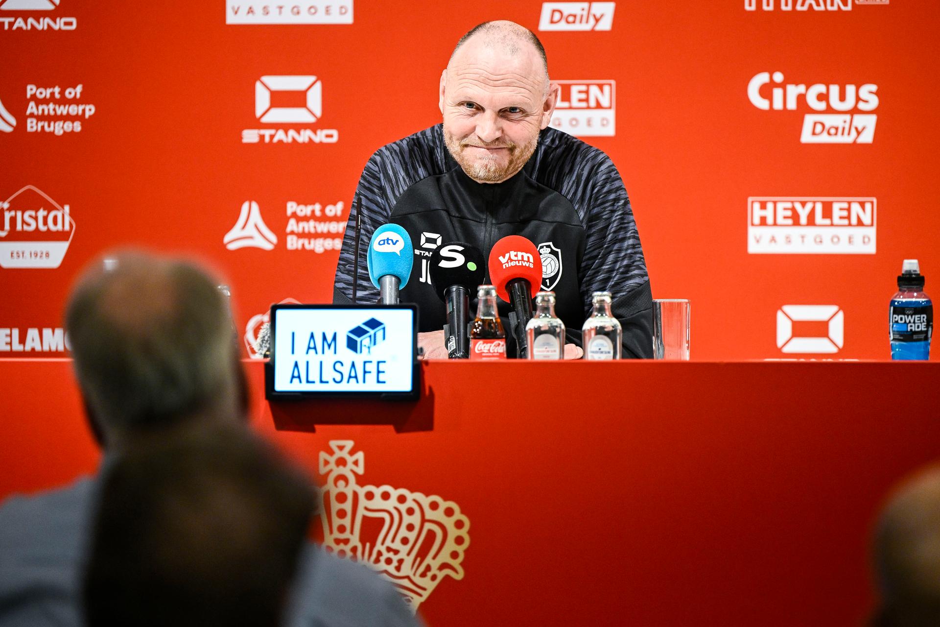 Antwerp's new head coach Joseph Oosting pictured during a press conference of Belgian soccer team Royal Antwerp FC, the first with their newly appointed head coach Oosting, on Tuesday 02 December 2025 in Antwerp. BELGA PHOTO TOM GOYVAERTS