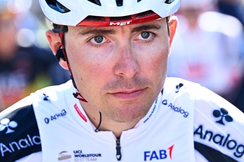 French Benoit Cosnefroy of UAE Team Emirates-XRG pictured at the start of the men's race of the 90th edition of the 'La Fleche Wallonne', one day cycling race (Waalse Pijl - Walloon Arrow), 200 km from Herstal to Huy, Wednesday 22 April 2026. BELGA PHOTO JASPER JACOBS