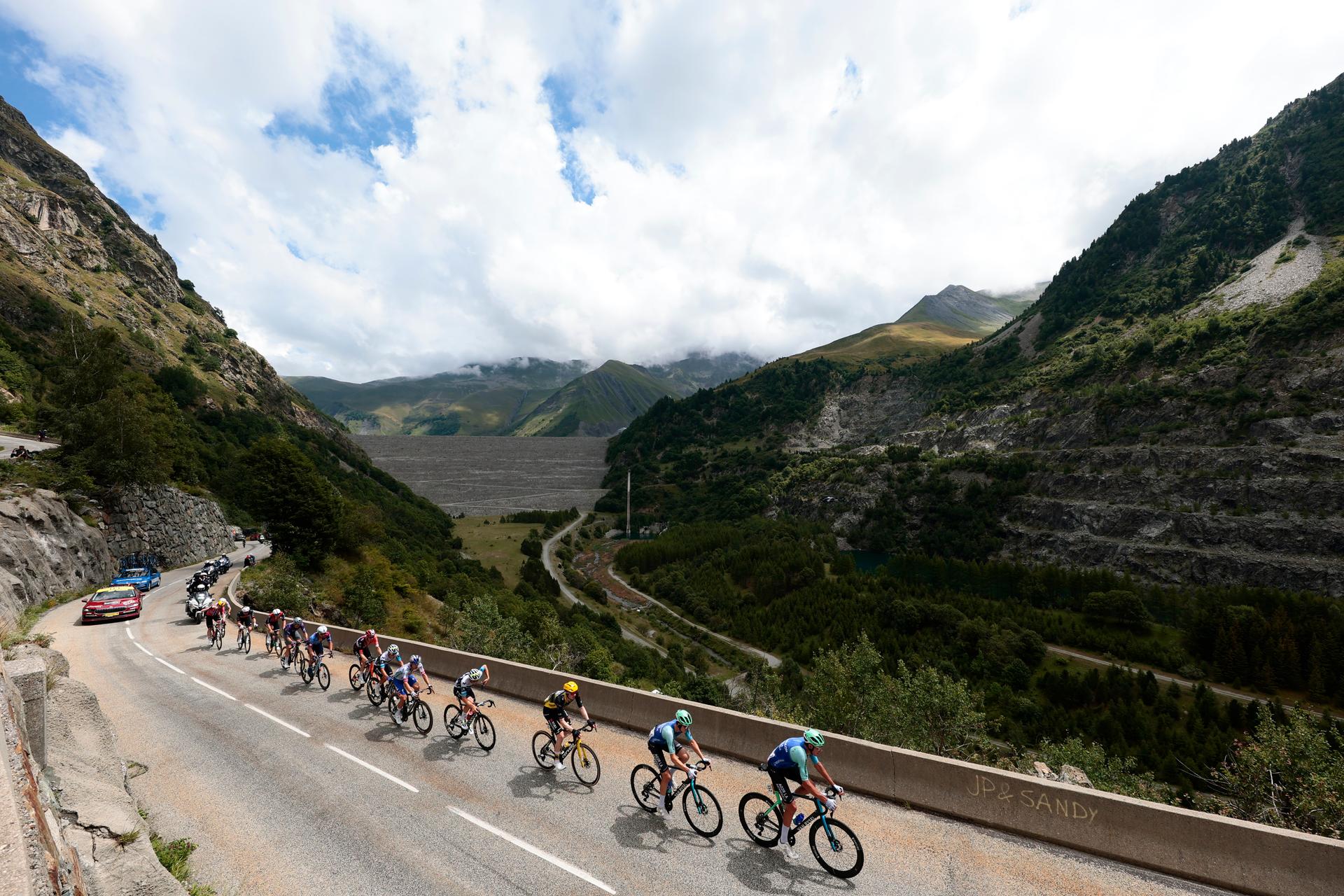 Illustration picture taken during stage 18 of the 2025 Tour de France cycling race, from Vif to Courchevel Col de la Loze, on Thursday 24 July 2025 in France. The 112th edition of the Tour de France starts on Saturday 5 July in Lille, France, and will finish in Paris, France on the 27th of July. BELGA PHOTO POOL LUCA BETTINI