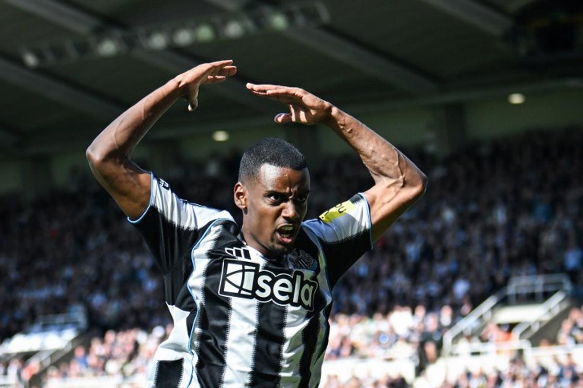 Newcastle United's Swedish striker #14 Alexander Isak reacts after a missed chance during the English Premier League football match between Newcastle United and Everton at St James' Park in Newcastle-upon-Tyne, north east England on May 25, 2025. ANDY BUCHANAN / AFP