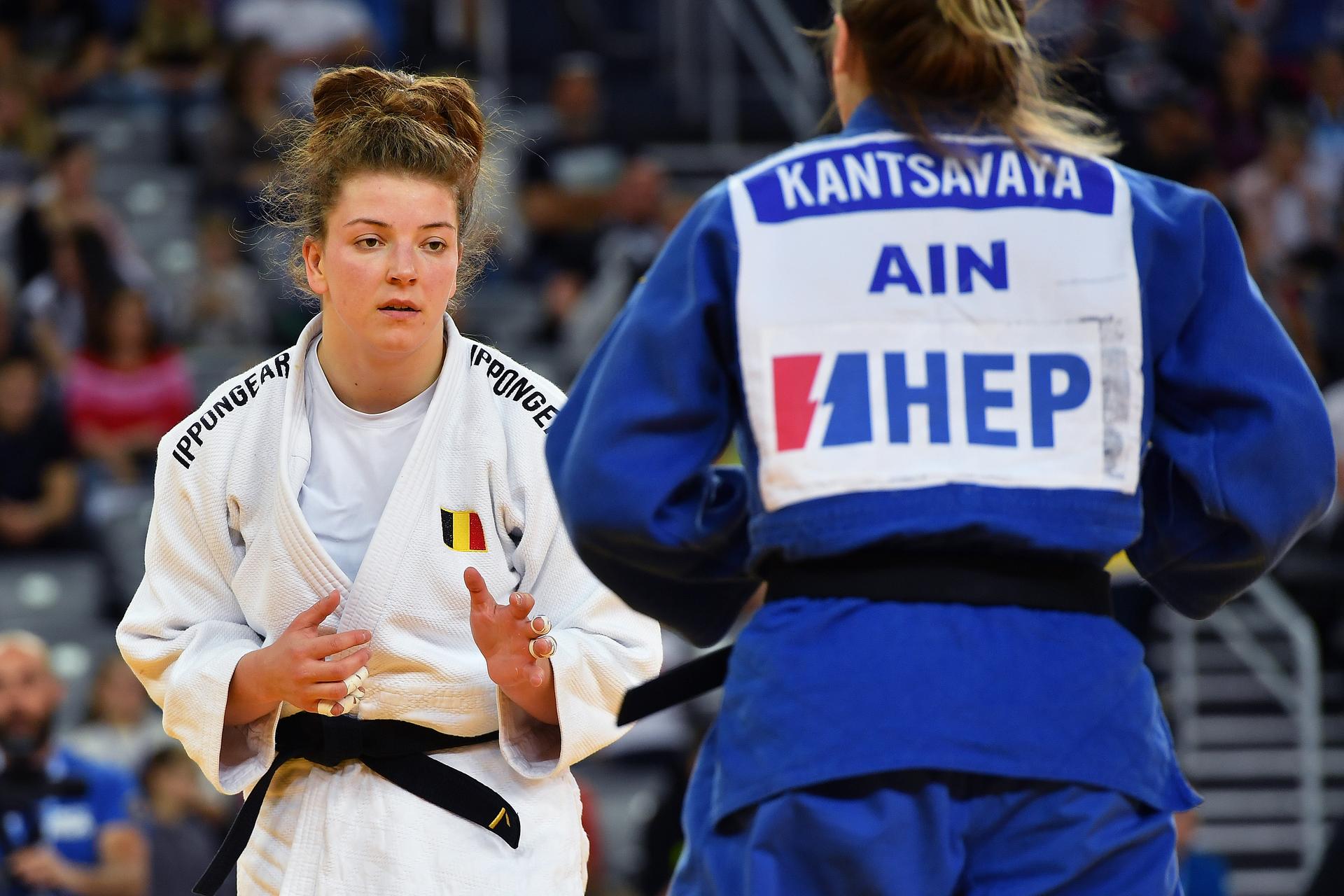 Belgian Vicky Verschaere (white) and Darya Kantsavaya (blue) pictured in action during a fight in the women's -78kg category at the European Championships judo in Zagreb, Croatia on Saturday 27 April 2024. The tournament is taking place from 25 tot 27 April. BELGA PHOTO NIKOLA KRISTIC