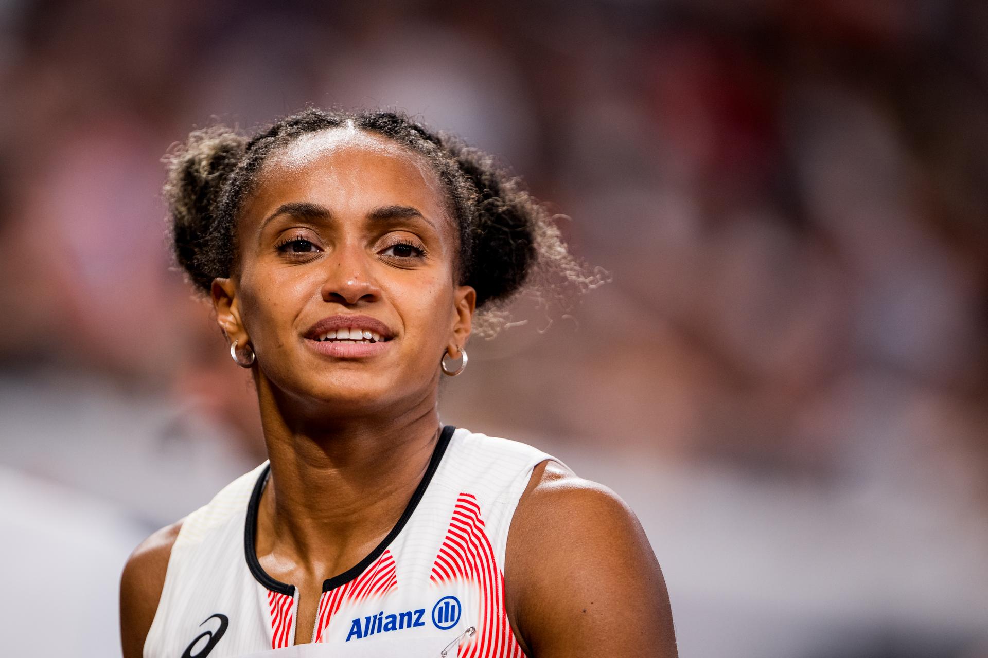 Belgian Naomi Van den Broeck reacts after the semifinals of the 400m Hurdles women, at the World Athletics Championships in Tokyo, Japan, on Wednesday 17 September 2025.The outdoor Worlds are taking place from 13 to 21 September. BELGA PHOTO JASPER JACOBS